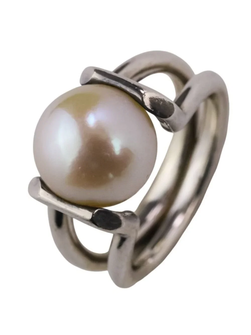 Tiffany & Co HardWear Fresh Water Pearl Ring Silver